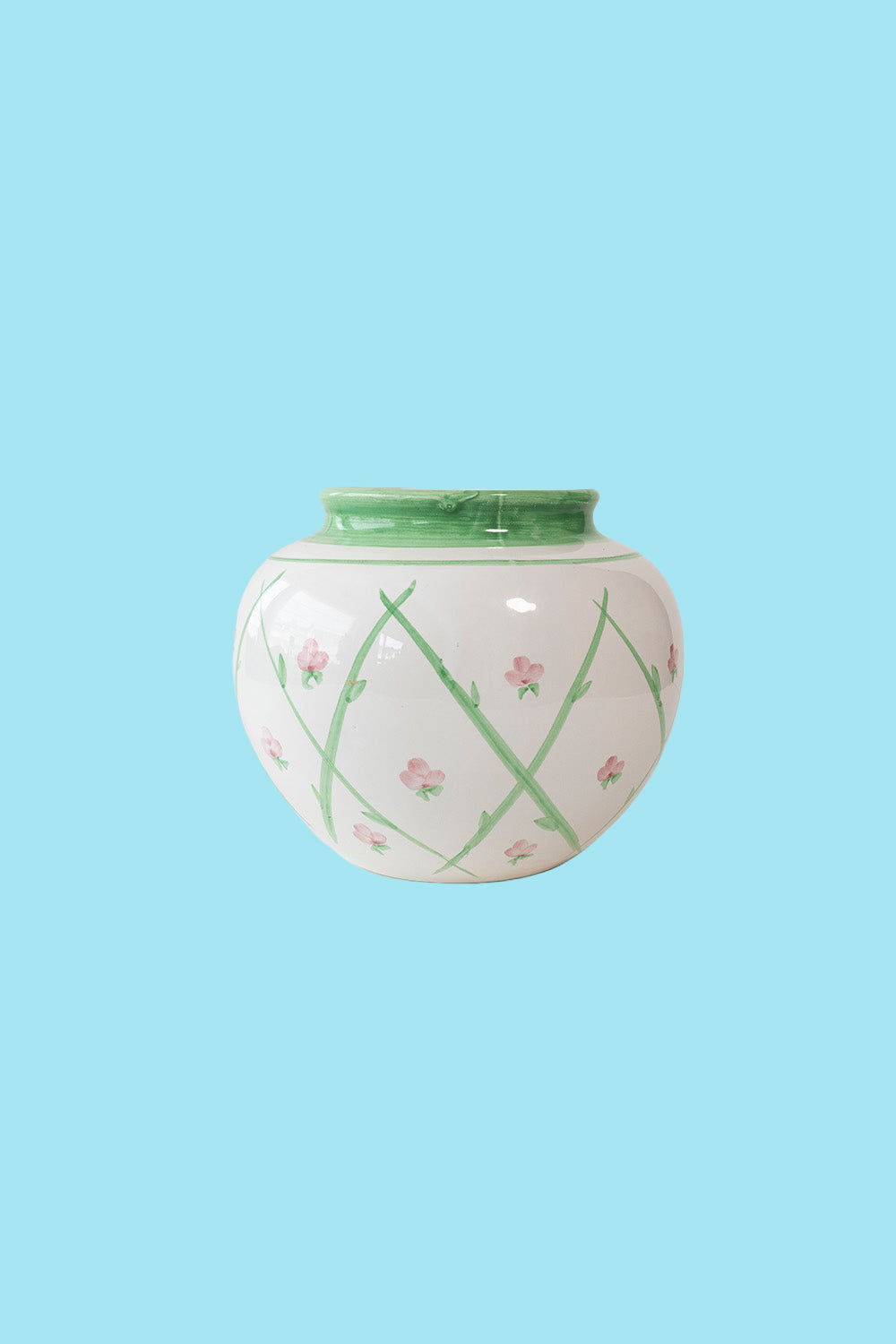 Round decorative vase