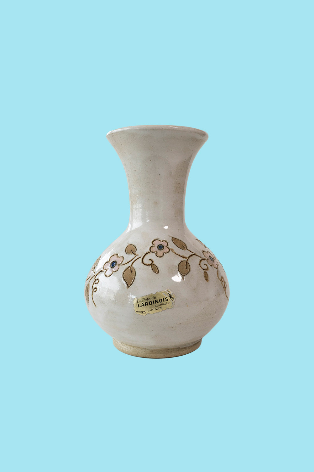 Earthenware vase