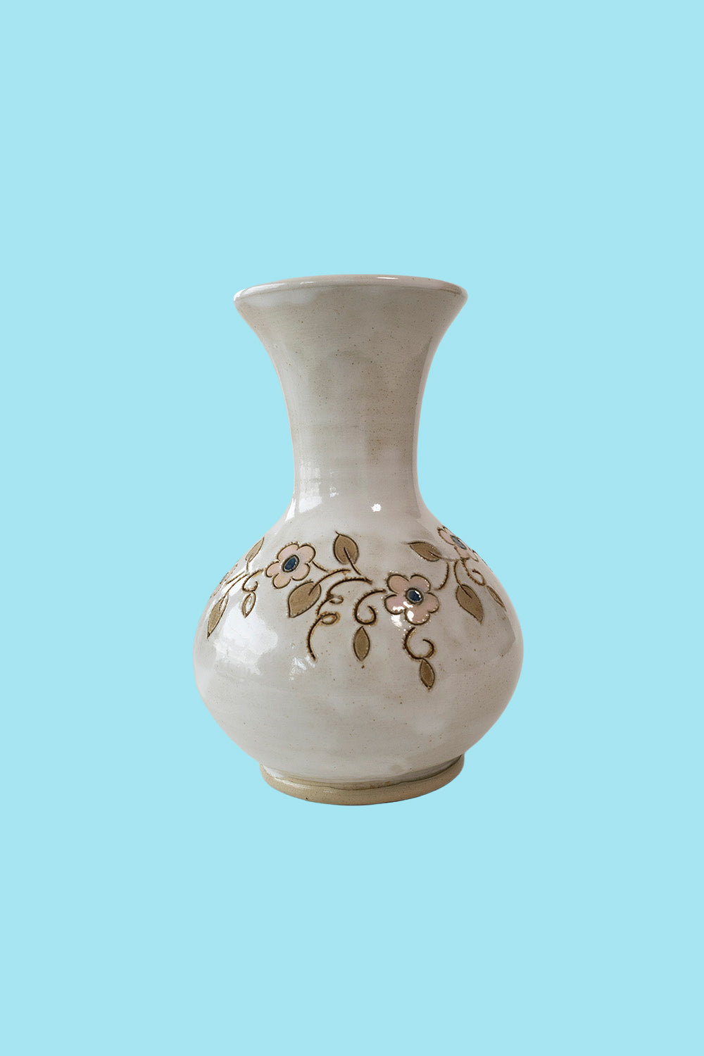Earthenware vase