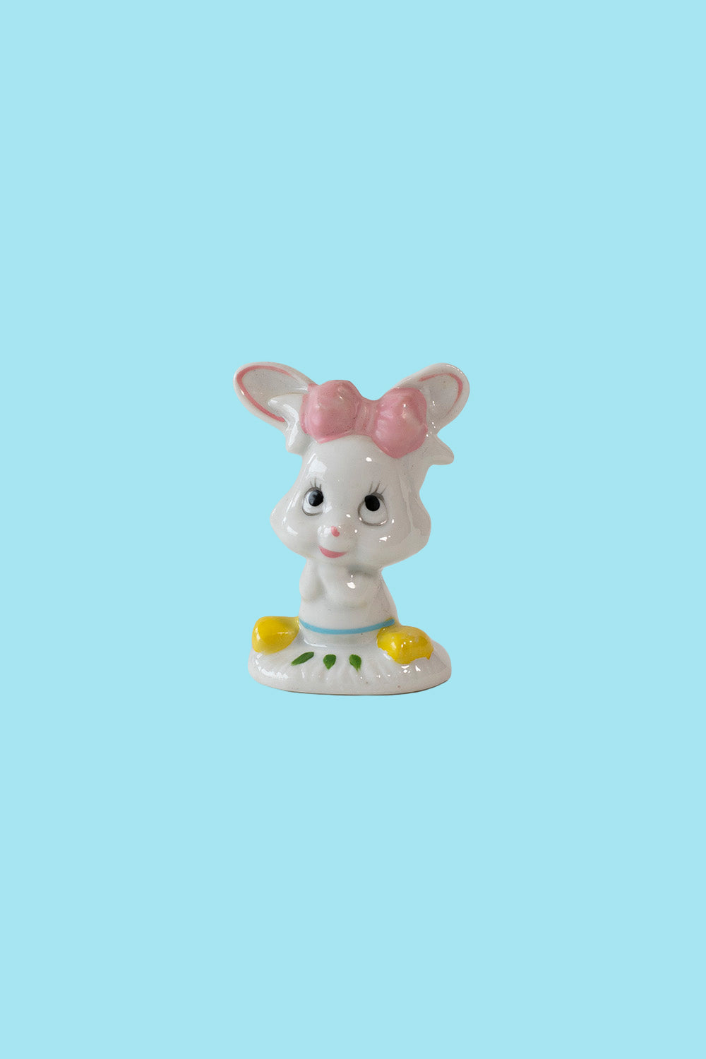 Small rabbit figurine