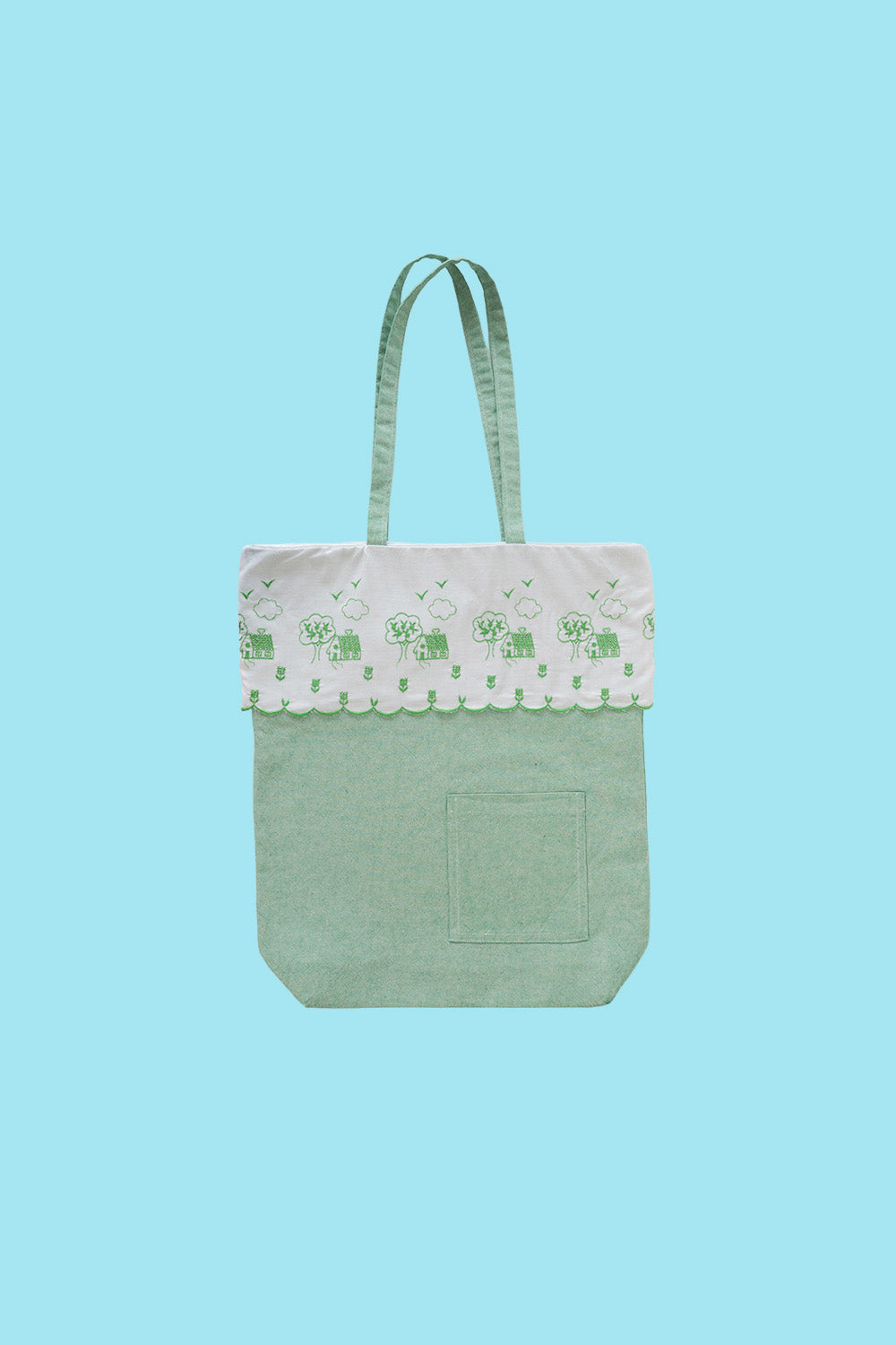 Upcycled tote bag with pocket
