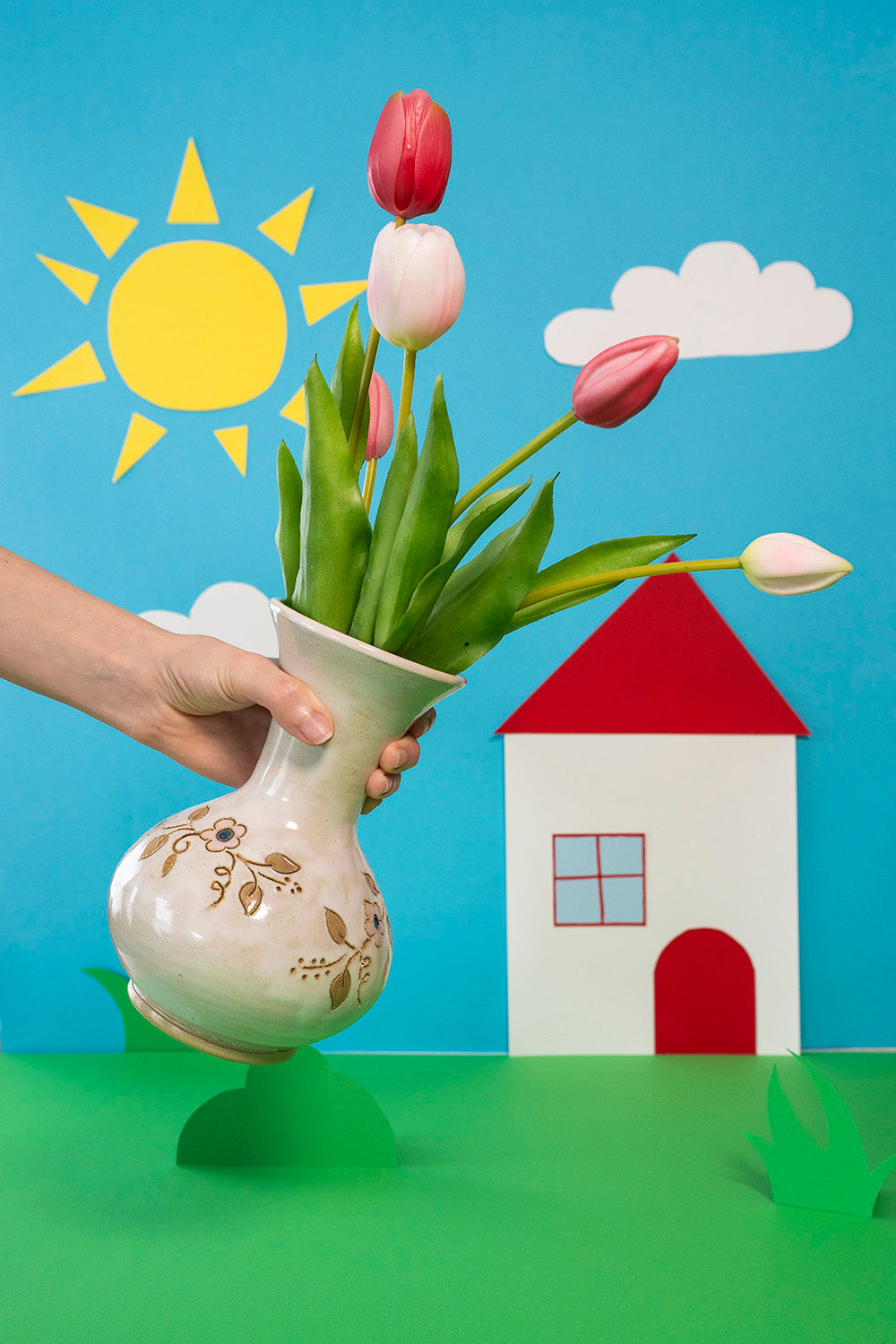Earthenware vase