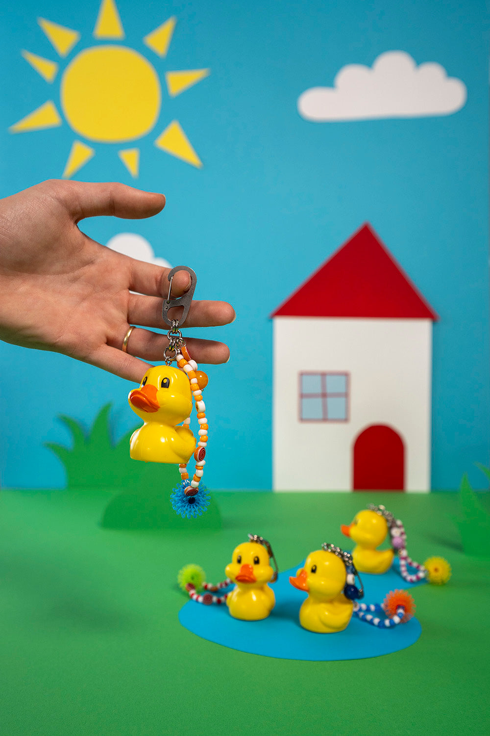 Upcycled keychain - Sitting duck