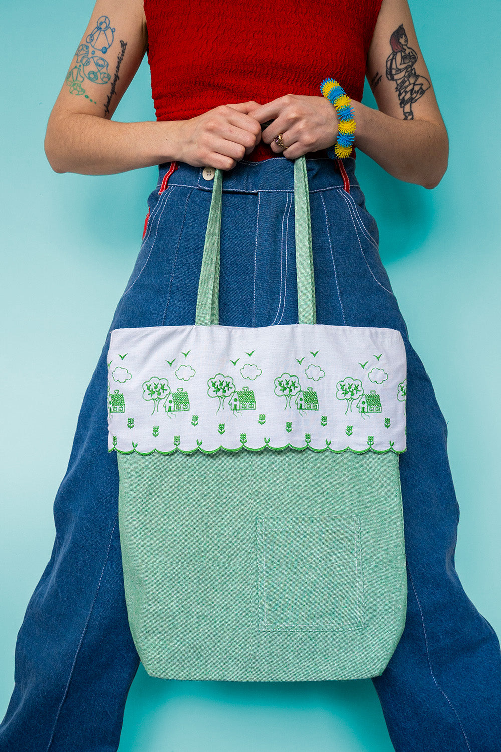 Upcycled tote bag with pocket